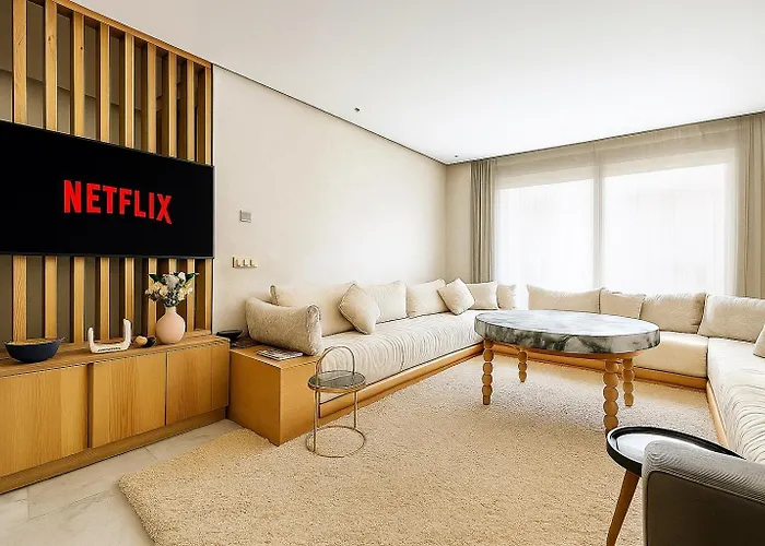 Lux, Comfy And Cosy Apartment